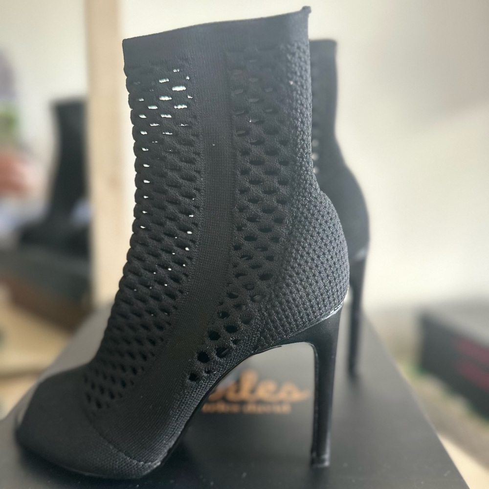 Black knit sock heels by Charles David- Size women 5.5